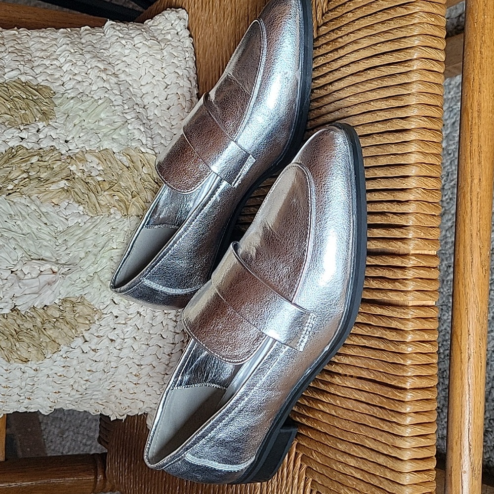 ShuShop, Tania, chrome silver loafer, size 10